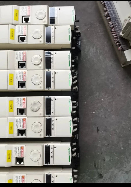 Schneider Electric ATV32HU40N4 Variable Speed Drive