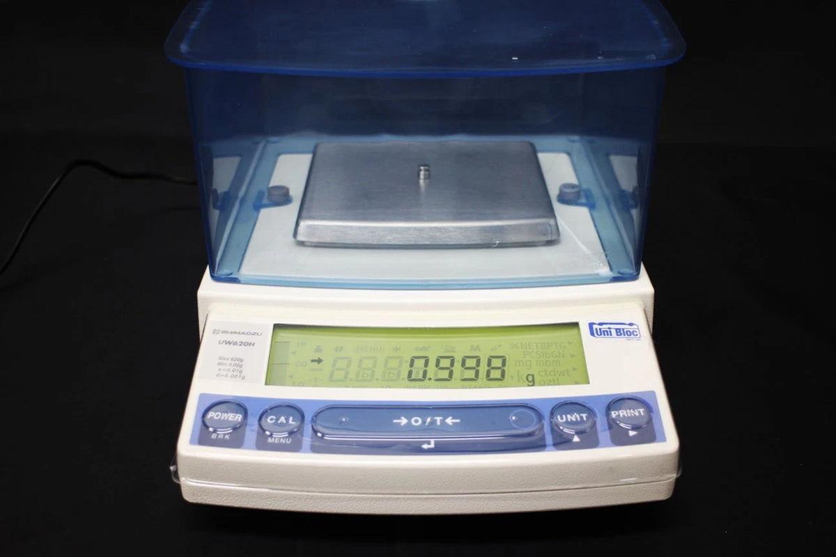 SHIMADZU UW620H Electric Balance 620g