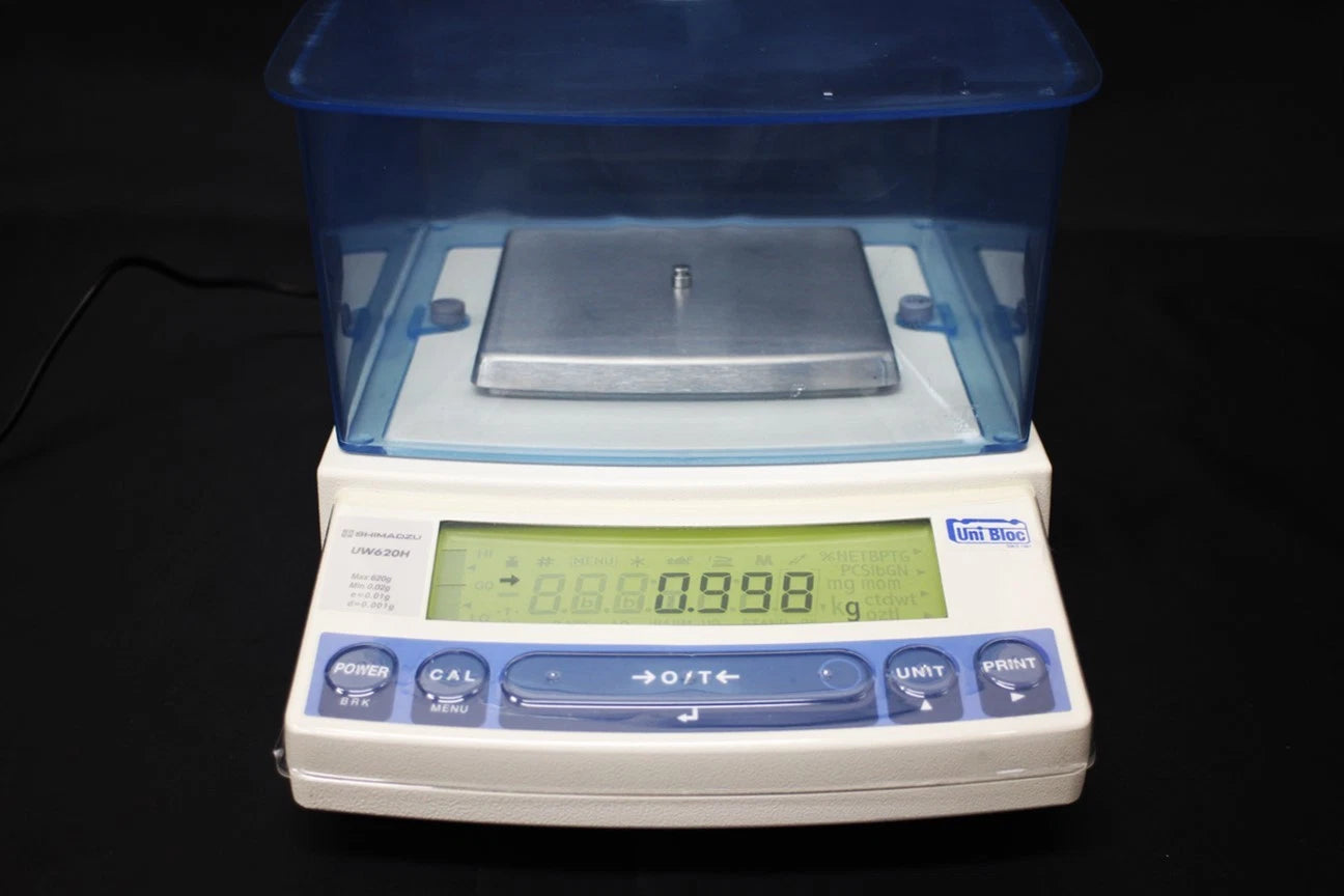 SHIMADZU UW620H Electric Balance 620g