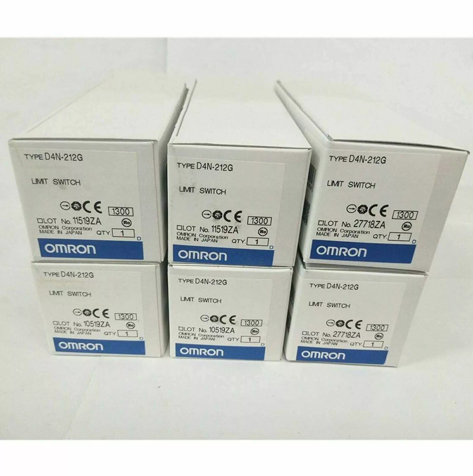 Omron D4N-212G Limit Switch for Industrial Use