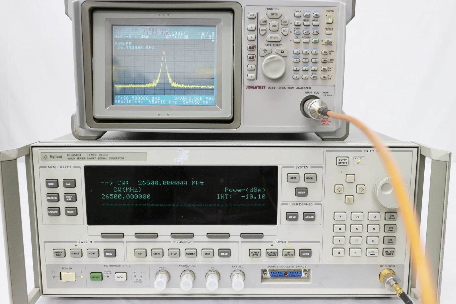 Portable Spectrum Analyzer ADVANTEST U3661 9KHz-26.5GHz