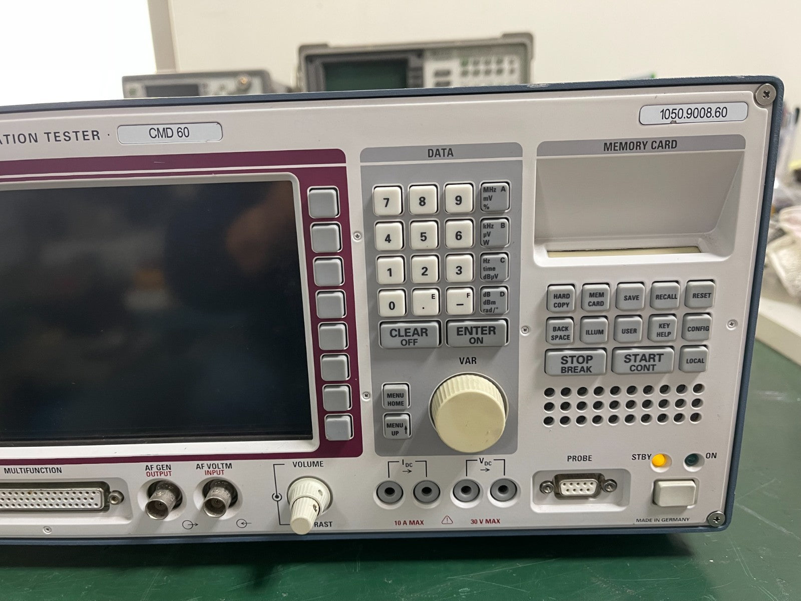 ROHDE & SCHWARZ CMD60 DECT Radio Communication Tester _0167 - XG eqpt