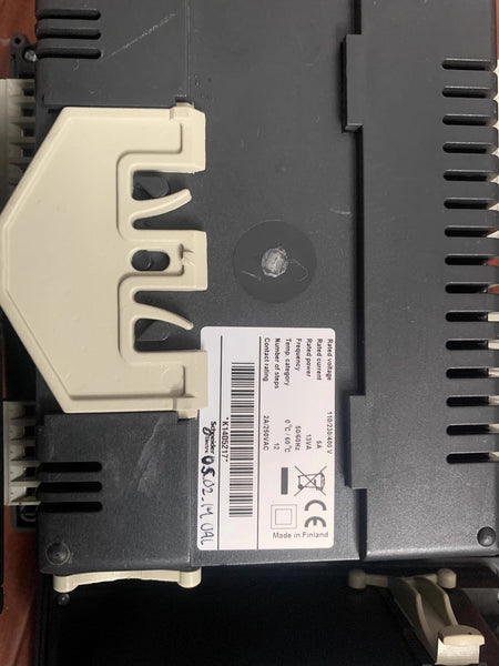 Schneider Varlogic NR12: Voltage Management System