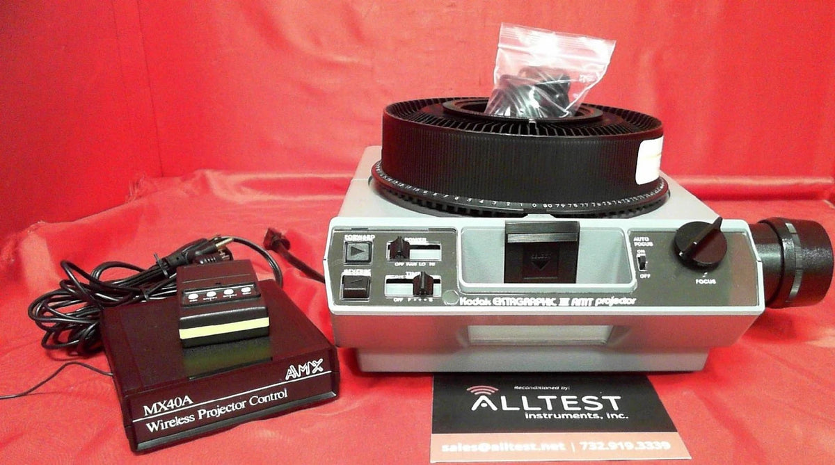 Kodak Ektagraphic III AMT Slide Projector with Remote & Wireless Control