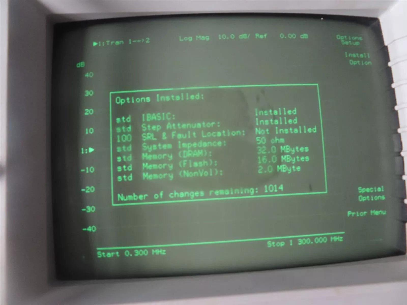 Agilent 8712ES 300 kHz-1300 MHz RF Network Analyzer