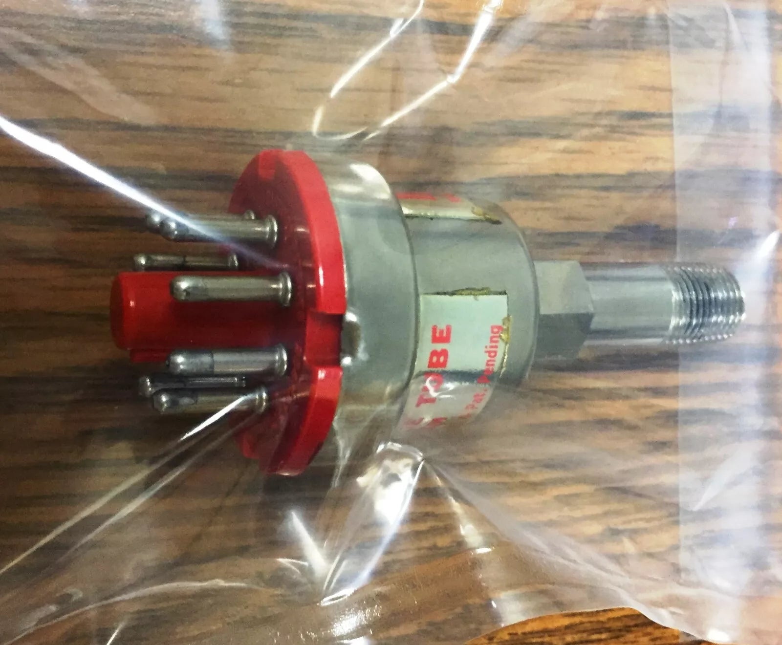 Teledyne Hastings DV-5M Thermocouple Vacuum Gauge Tube - 1 to 100 Torr Range