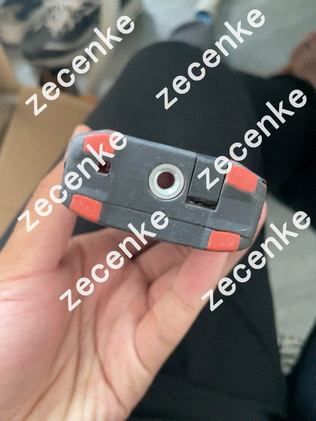 Live Shopping on eBay Platform for Real-Time Virtual Shopping Experience