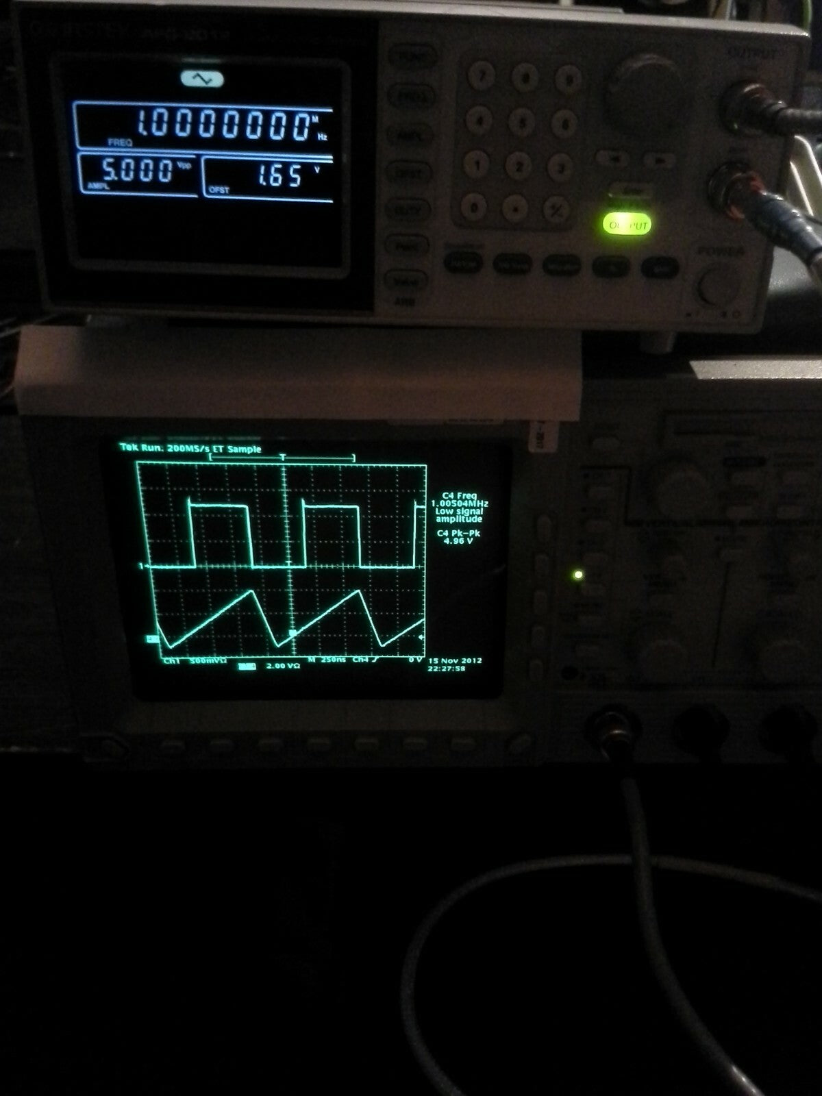 12 MHz Arbitrary Function Generator