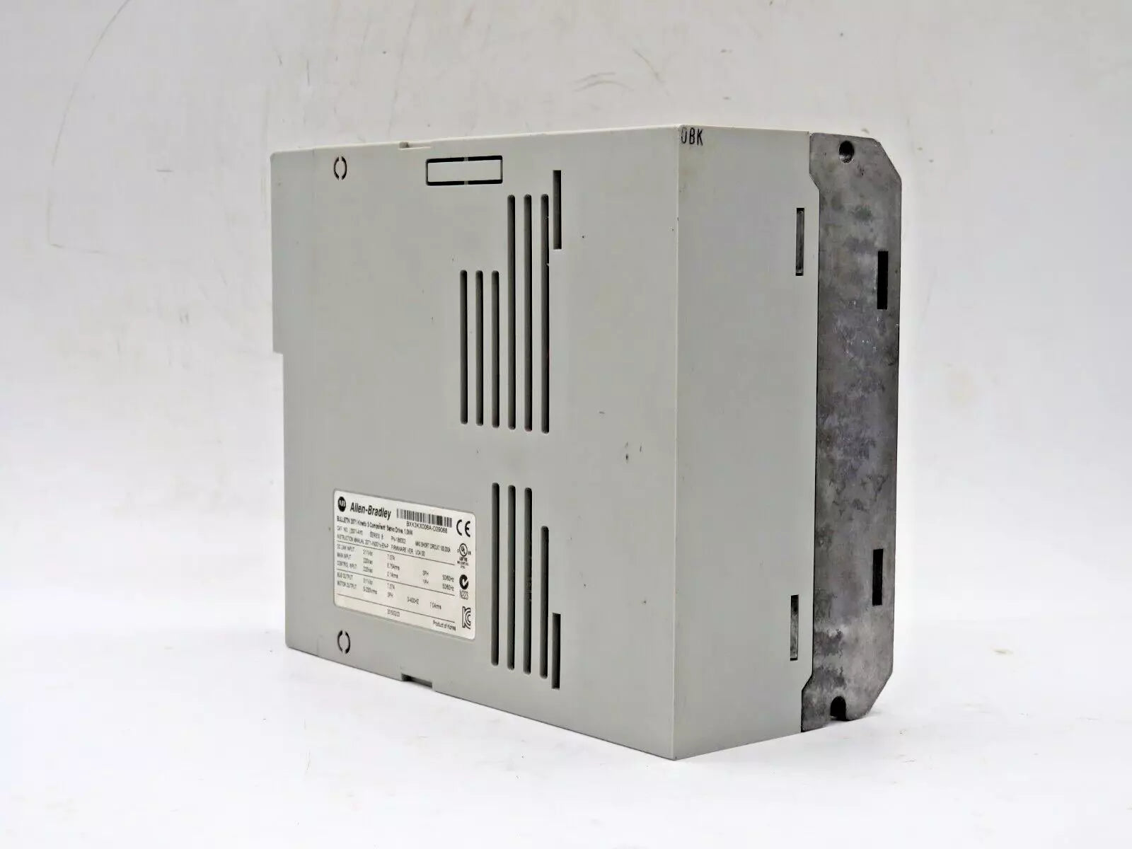 Allen-Bradley 2071-A10 Bullentin Kinetix 3 Component Servo Drive Ser B