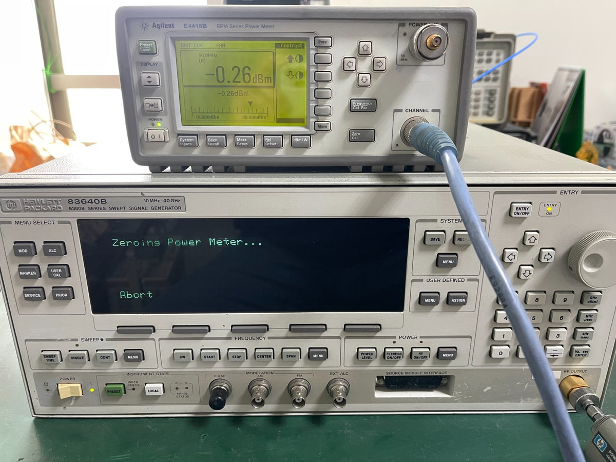 HP Agilent 83640B 10MHz-40GHz Synthesized Sweep Signal Generator _0330 - XG eqpt
