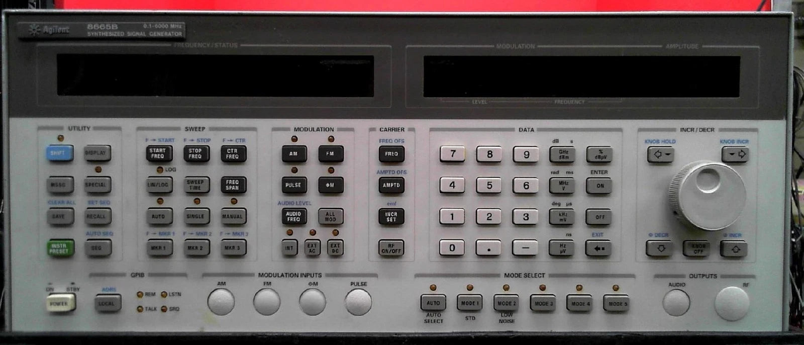 HP Agilent Keysight 8665B-003-004 Signal Generator 3744A01482