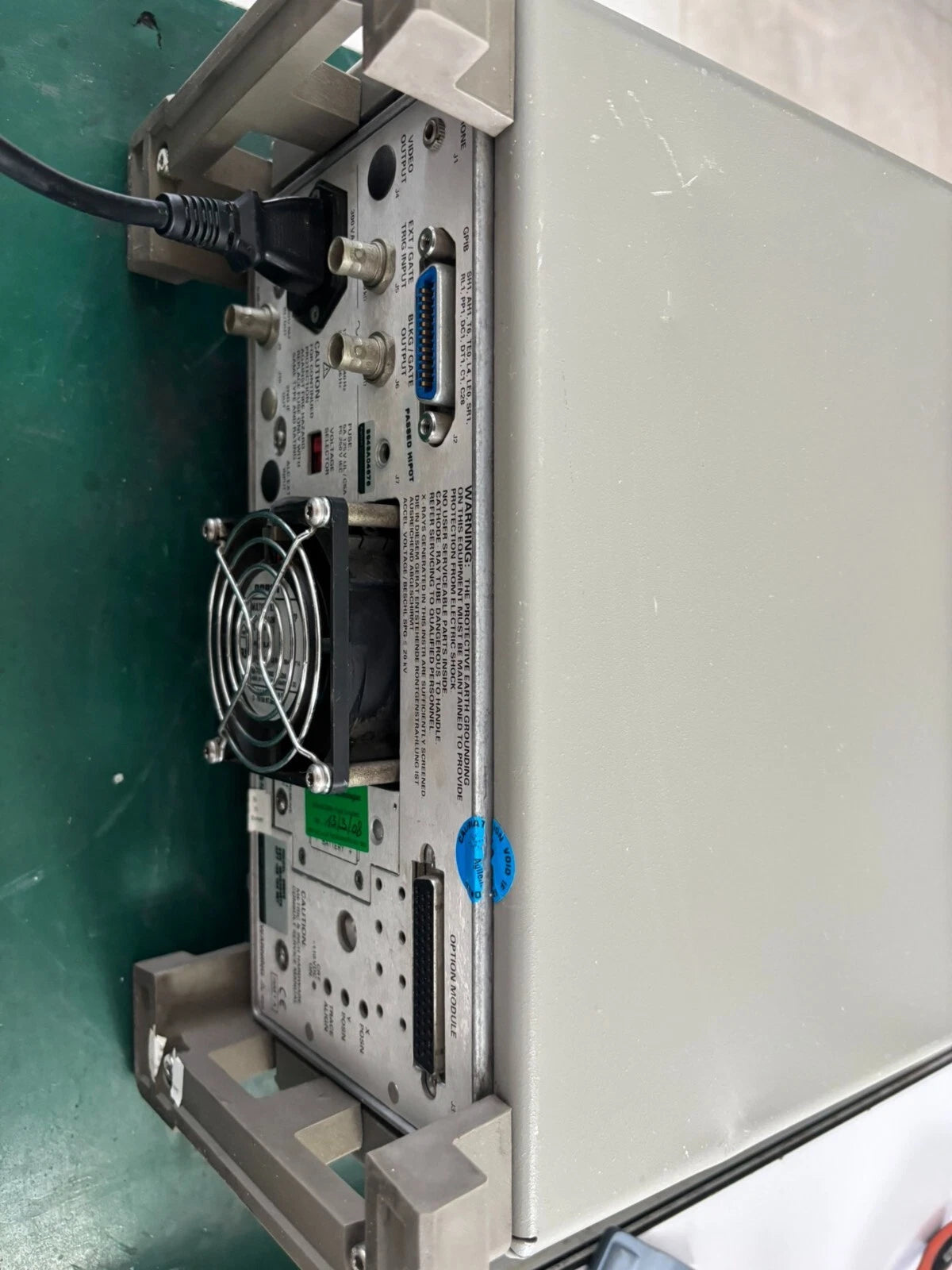 HP Agilent 8560E Spectrum Analyzer 30Hz - 2.9 GHz 30dBm