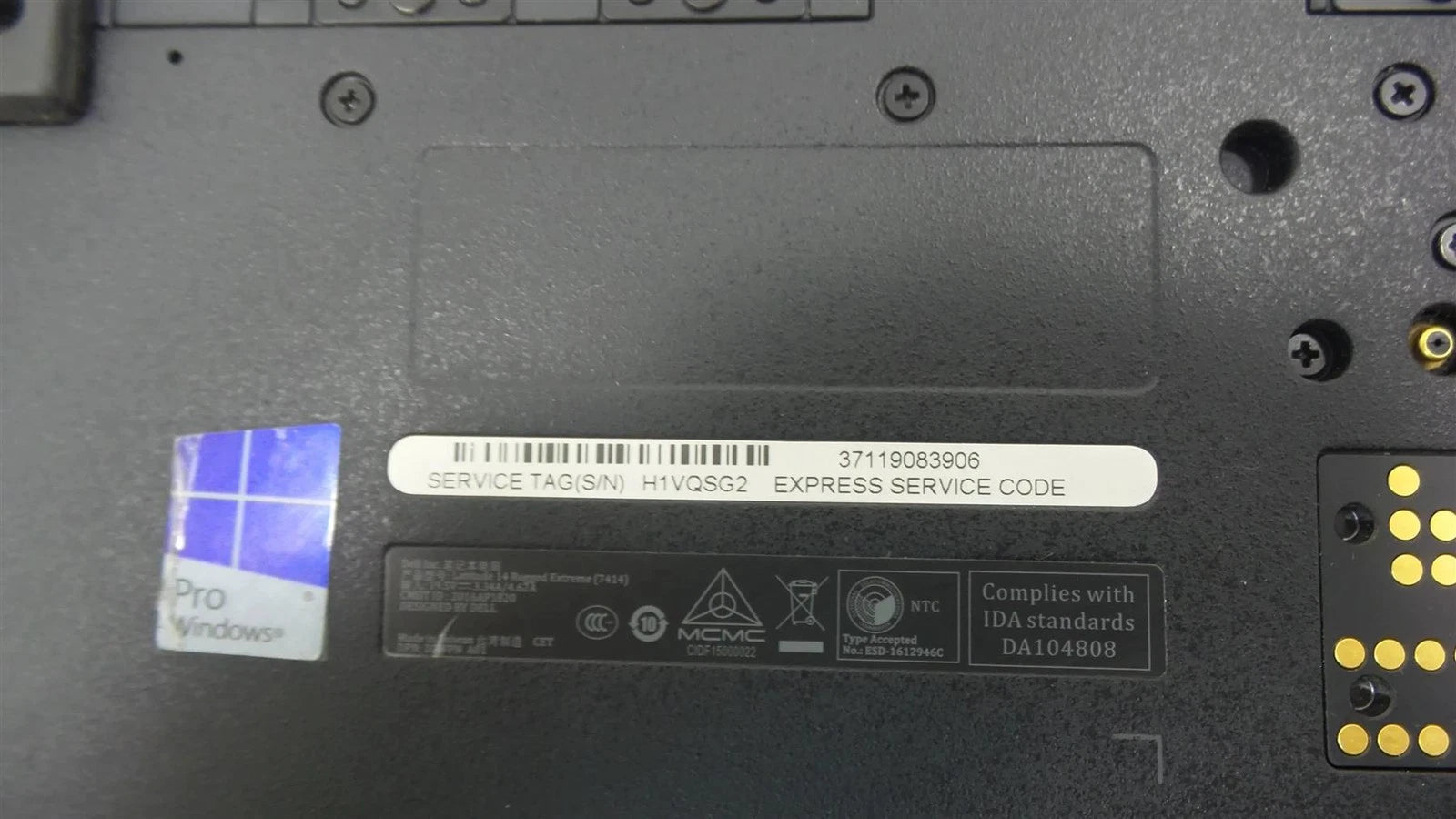 Dell Latitude 14 Rugged Extreme 7414 Core i7-6600U 2.6GHz 16GB 256GB Win 10