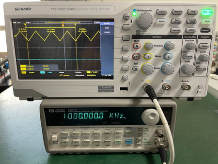 HP Agilent 33120A 15 MHz Function / Arbitrary Waveform Generator _6616 - XG eqpt