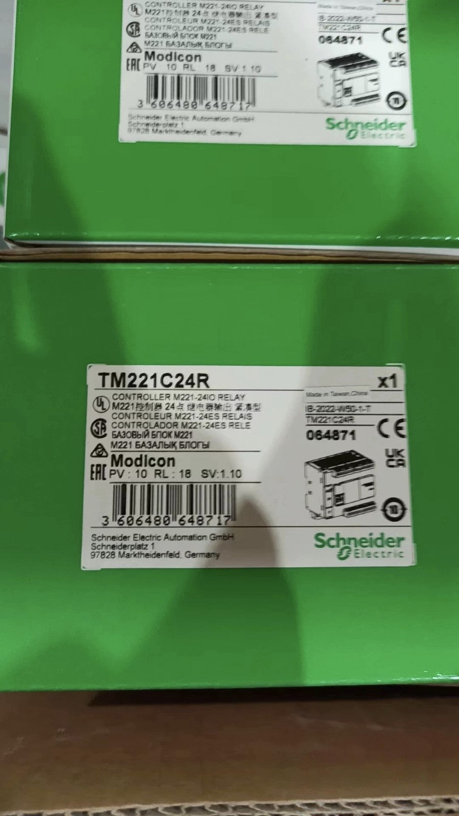 Modicon M221 Controller