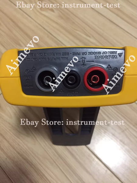 Fluke 125 Industrial Range 40MHz with Accessories Packaging