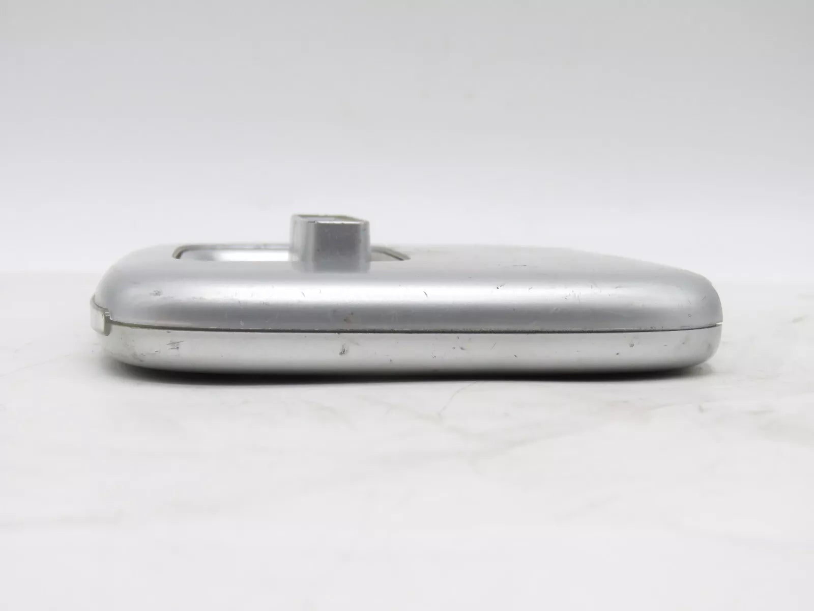 Belkin F5U237-APL-S 7-Port USB 2.0 Hub with MultiTRAK Technology