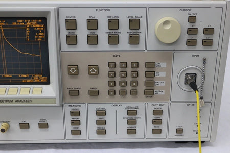 ADVANTEST Q8381 600nm-1750nm Optical Spectrum Analyzer
