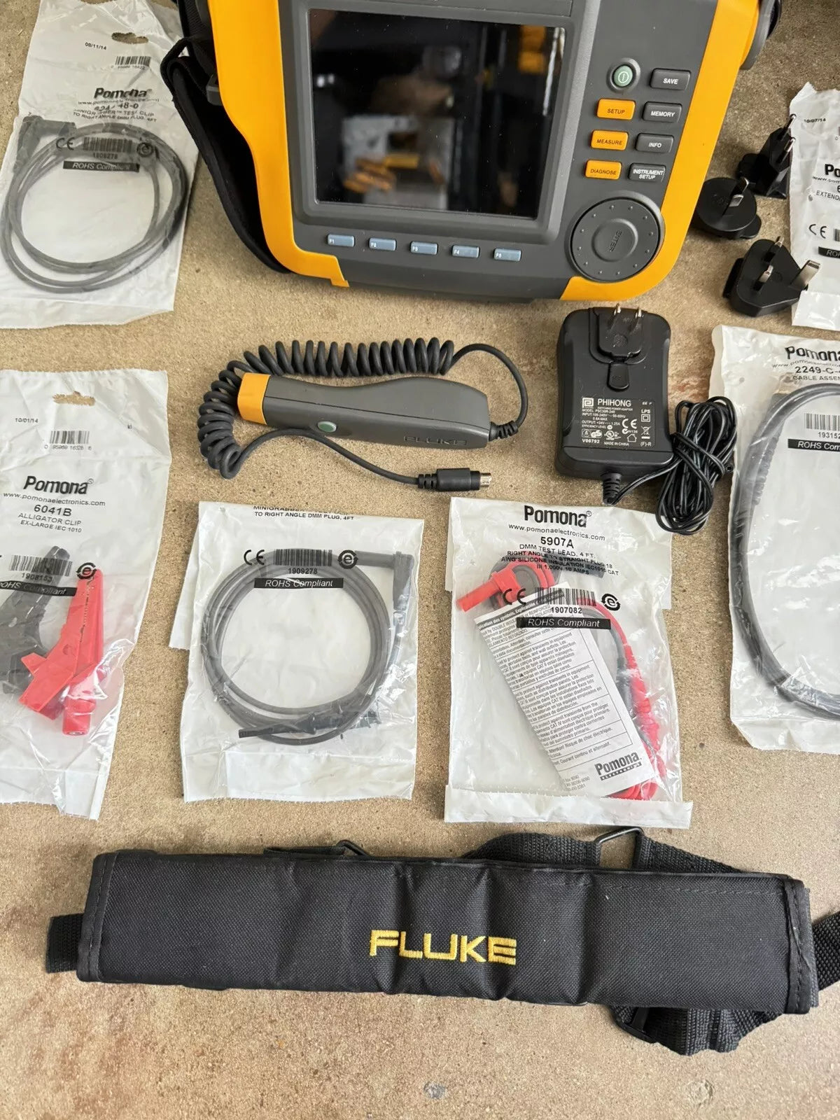 FLUKE 810 Vibration Tester & Tachometer