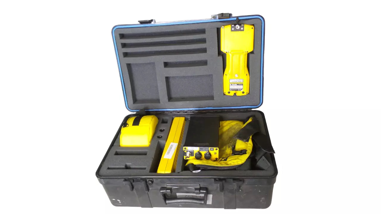 Trimble GPS Equipment Kit Bundle with Rover Receiver and TSC1 Data Collector