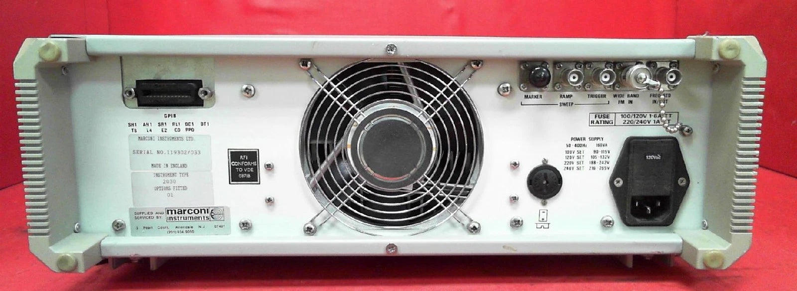 Marconi 2030 033 10 kHz to 1.35 GHz Signal Generator with Option 1