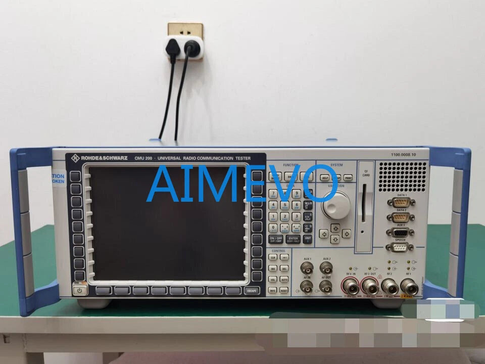 Rohde & Schwarz CMU200 with B53 Universal Radio Communications Tester