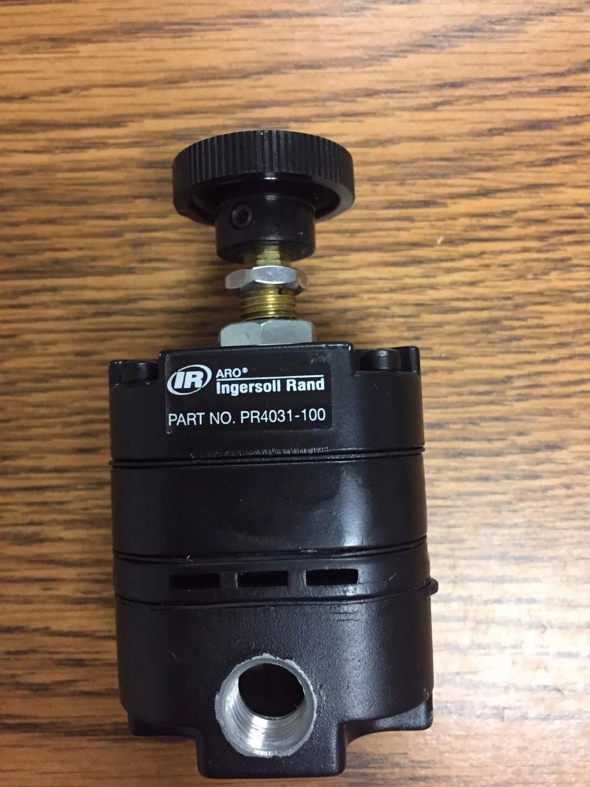 Ingersoll Rand P/N: PR4031-100 3/8 Precision Regulator