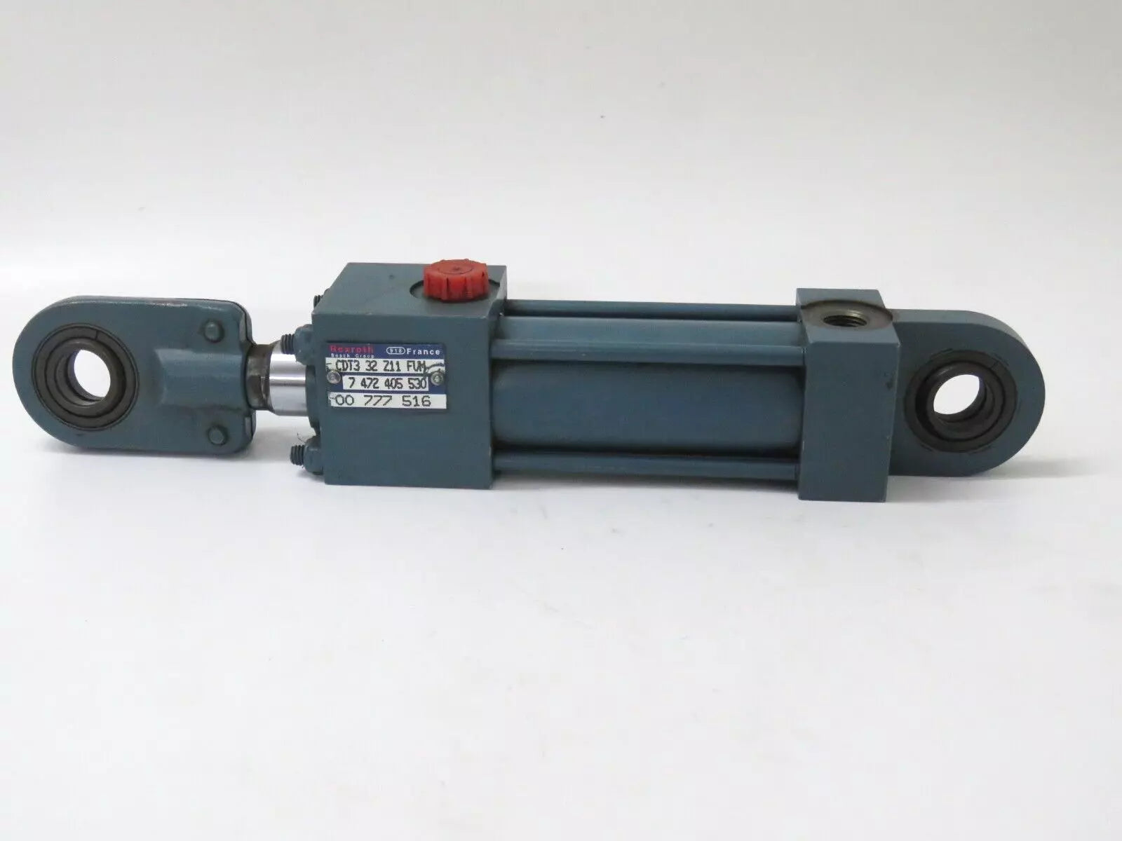 Rexroth Bosch CDT3 32 Z11 FVM Group 918 Hydraulic Cylinder