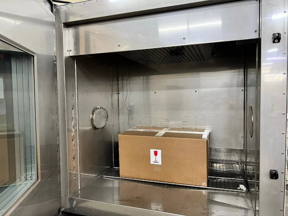Thermotron SE-600-3-3 Temperature Test Chamber Environmental 208V SE-7800