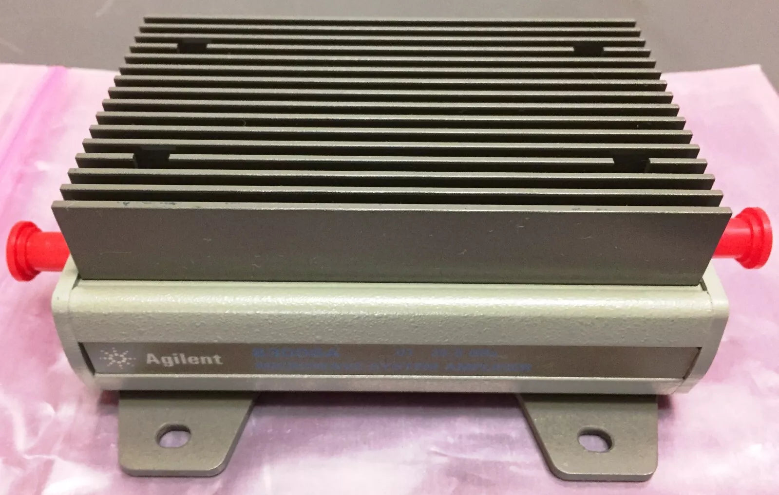 HP Agilent Keysight 83006A Microwave System Amplifier 0.01 (10MHz) -26.5GHz