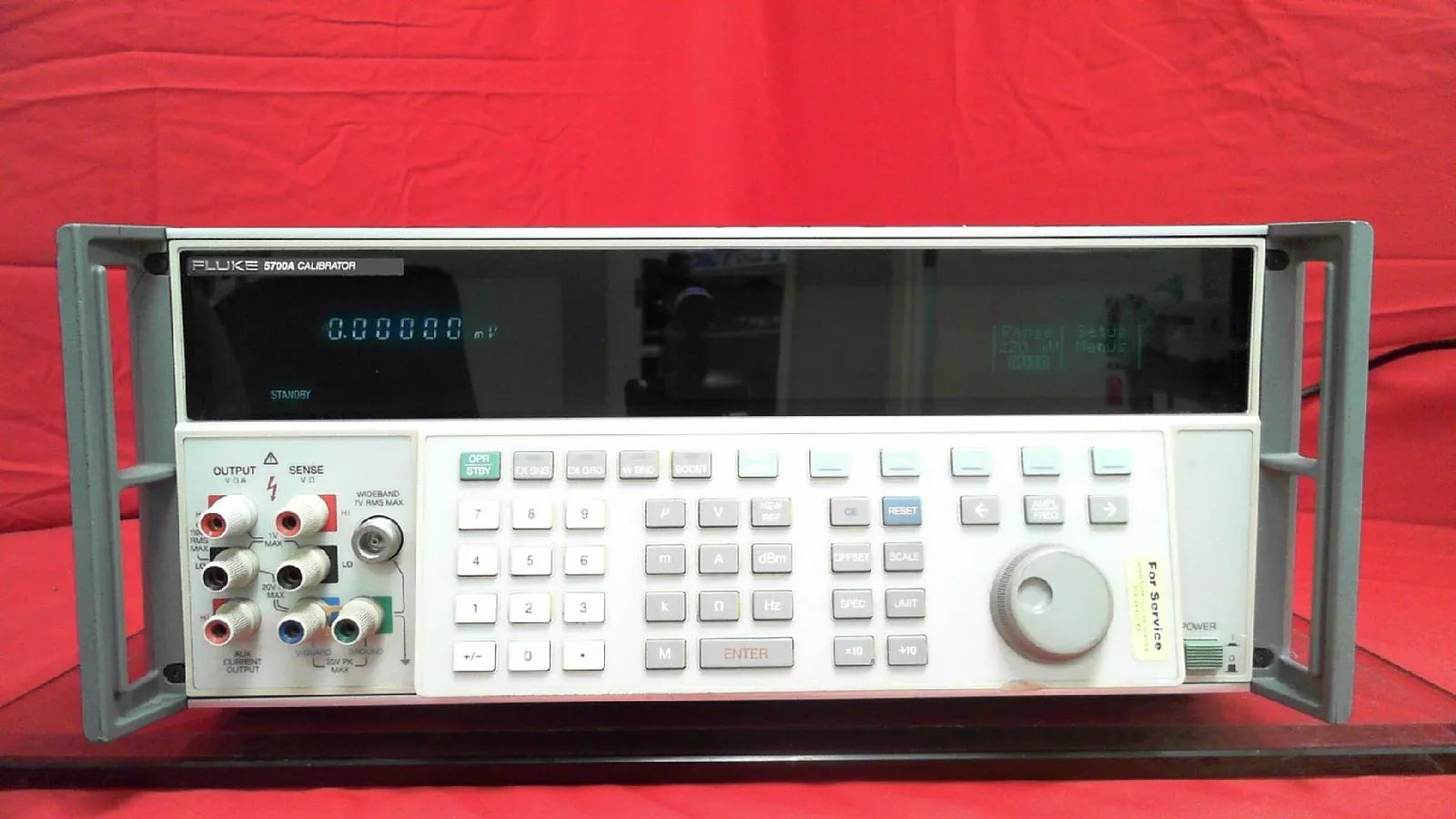Fluke 5720A /03 Calibrated Multifunction Calibrator 6115305