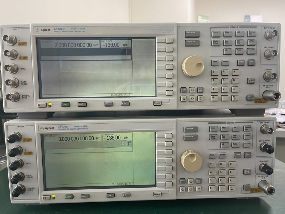 Agilent E4438C ESG Vector Signal Generator 250kHz-3GHz