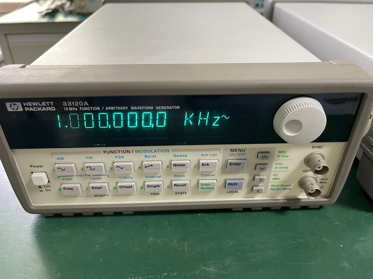 HP Agilent 33120A 15 MHz Function / Arbitrary Waveform Generator _9596 - XG eqpt