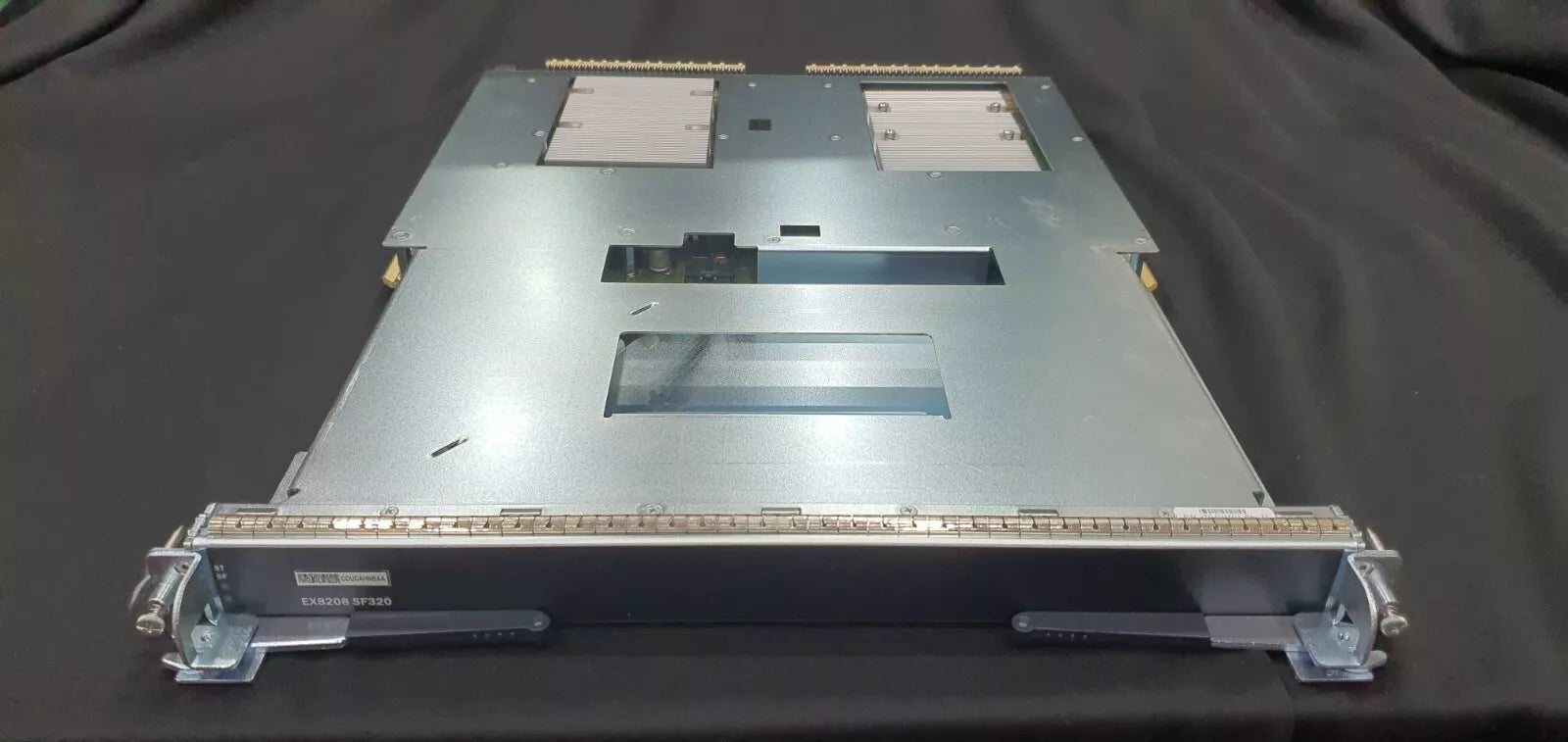 NOB Juniper Networks EX8208-SF320-S Plug-in Module