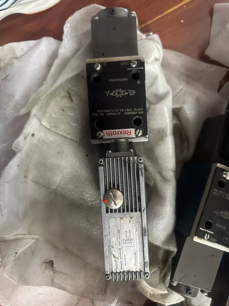 REXROTH R900558202 4WRSE 10 E1-80-32/G24K0/A1V BEKUM