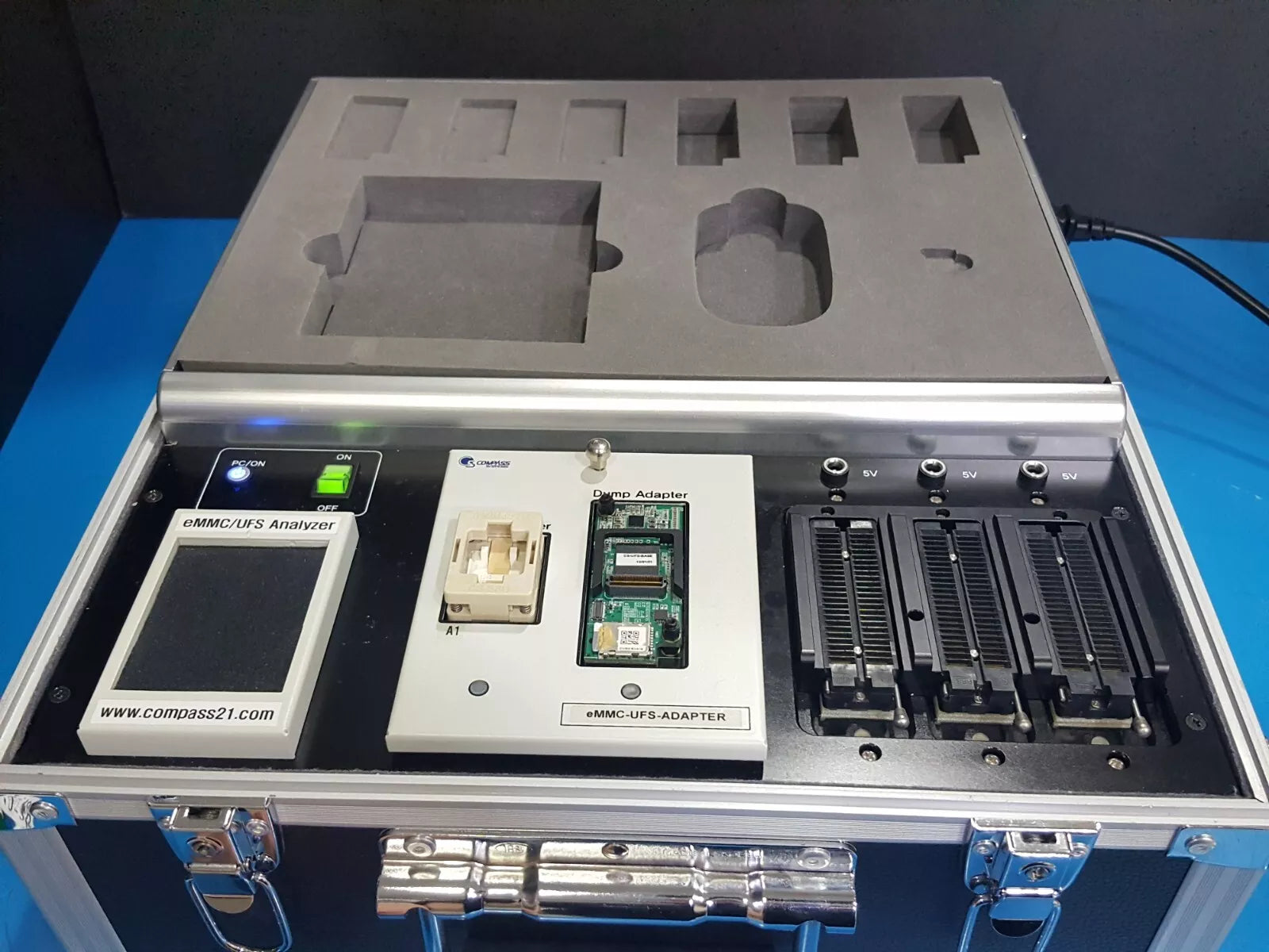 Compass-Systems eMMC/UFS Analyzer: Untested
