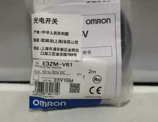 Omron E3ZM-V61 Photoelectric Switch for Industrial Automation
