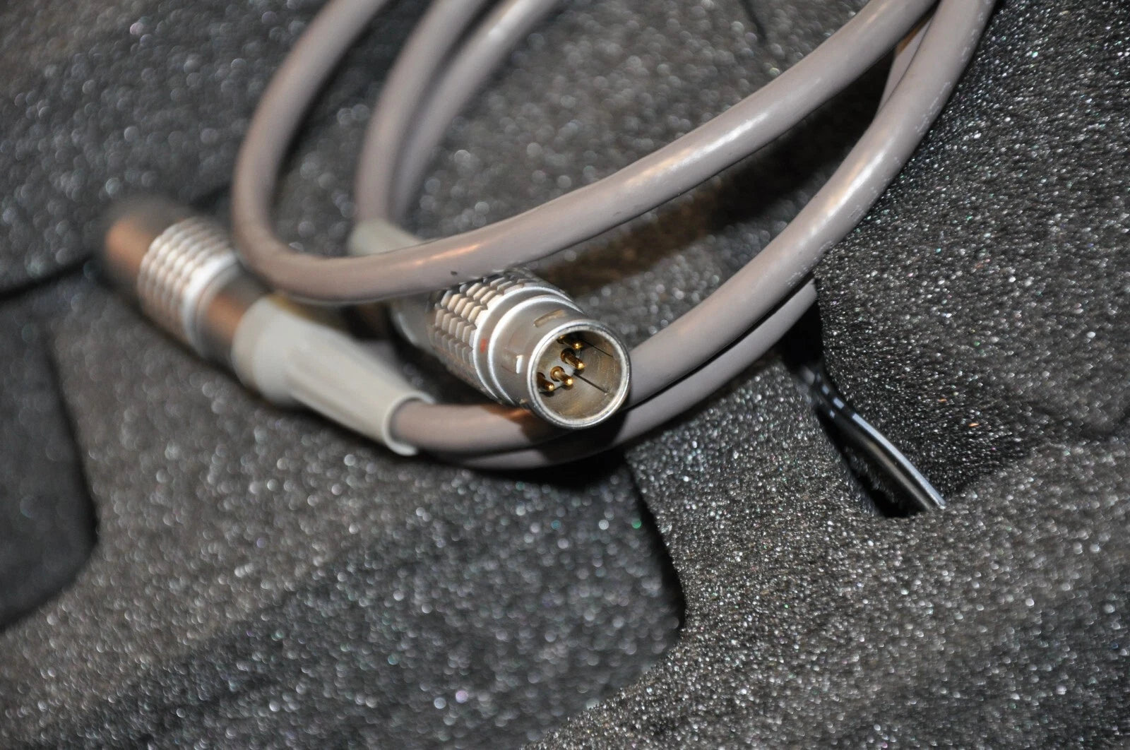 ANAINSTR Portable Waterproof Bluetooth Speaker with Superior Sound Quality