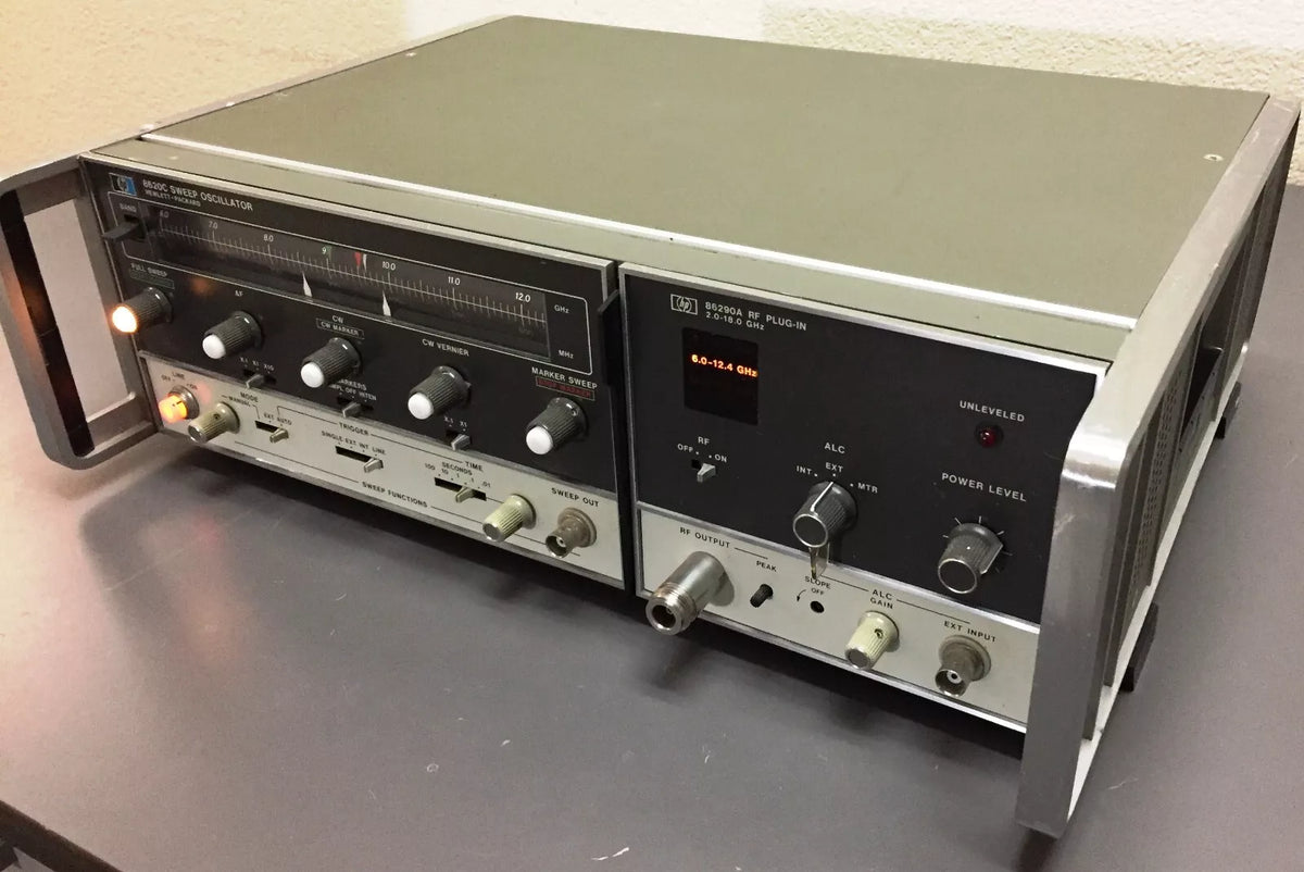 HP 8620C Sweep Oscillator Generator with HP 86290A RF Plug-In – XG