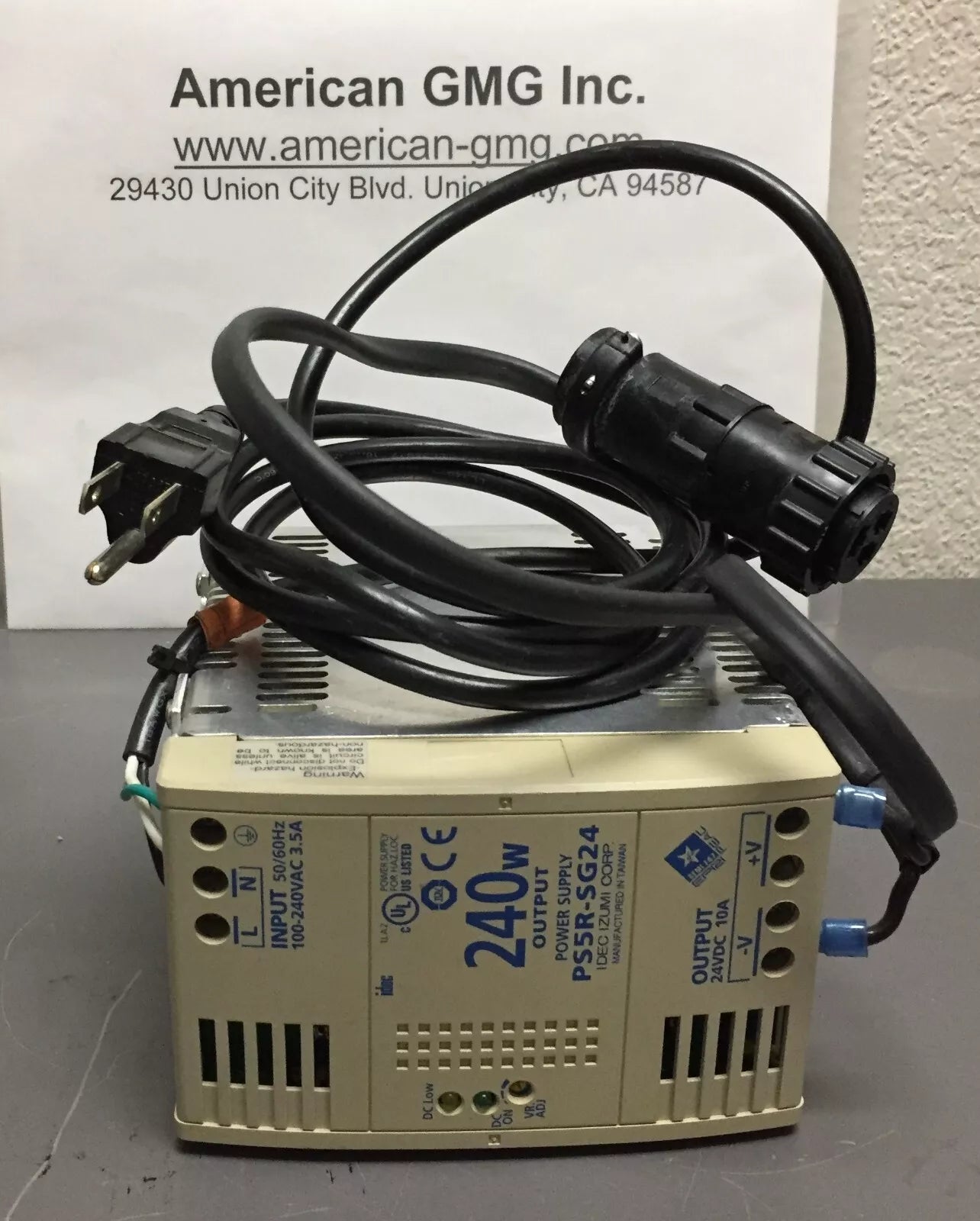 IDEC PS5R-SG24 AC-DC Power Supplier Input 100-240V 3.5A 240W Output w/Cables