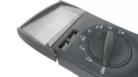Fluke 77III Digital Multimeter Tester - Reliable Testing Tool