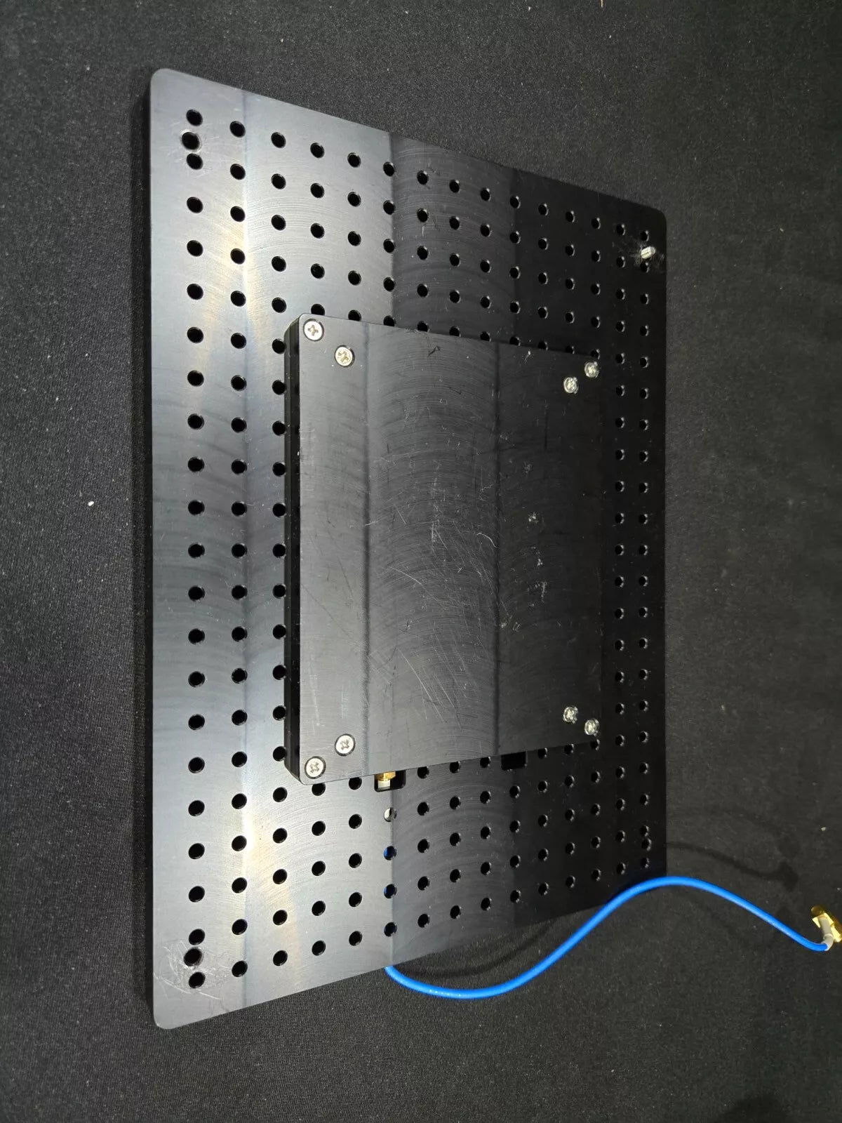 Tescom TC-93060A 0.7 GHz to 7.5 GHz Spiral Antenna
