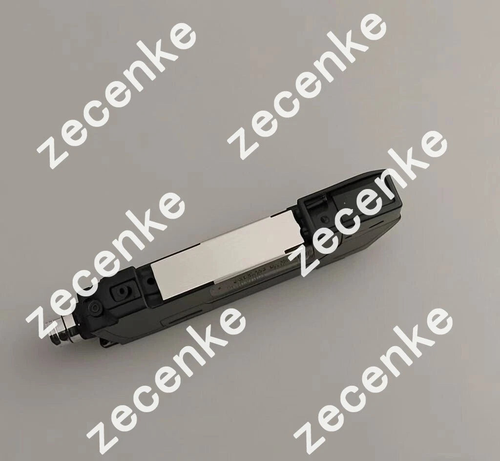 Keyence Sensor Amplifier FS-N11CP - Reliable Performance and Accuracy