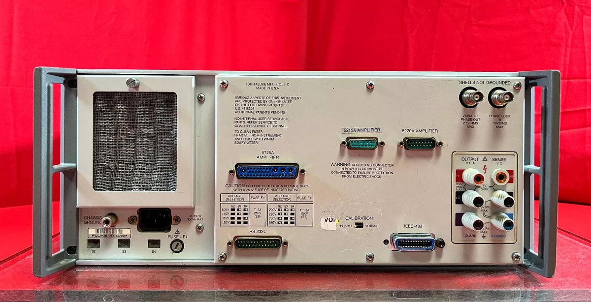 Fluke 5720A Multifunction Calibrator with Opt. 03 Wideband, CT5270004