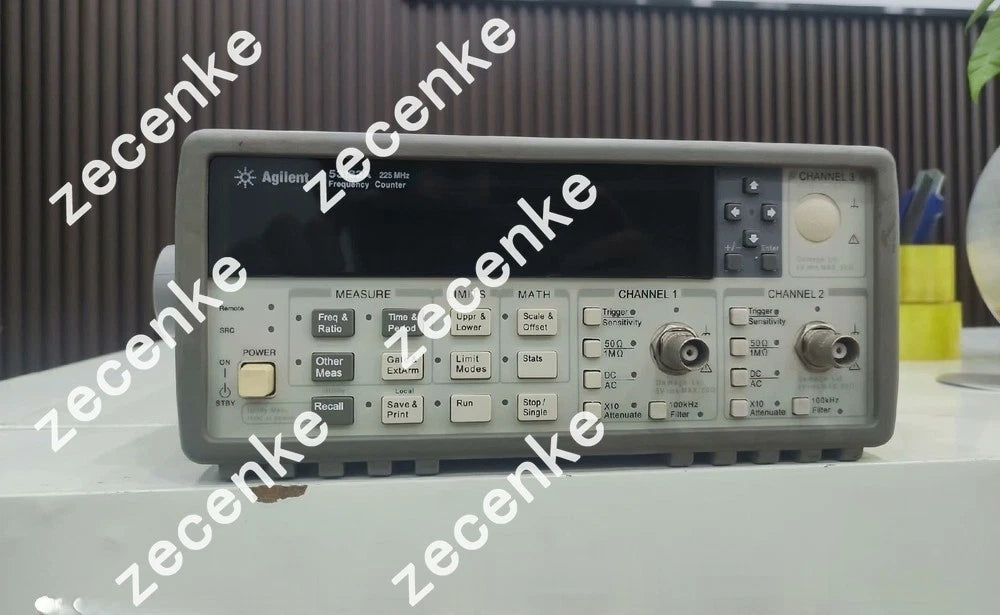 Keysight Agilent HP 53132A 225MHz Opt 010 Universal Frequency Counter