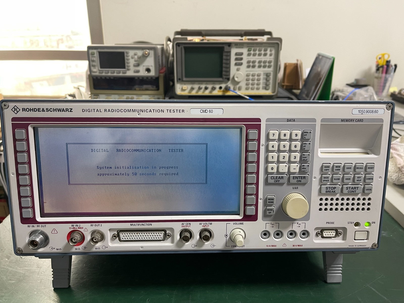 ROHDE & SCHWARZ CMD60 DECT Radio Communication Tester _0167 - XG eqpt