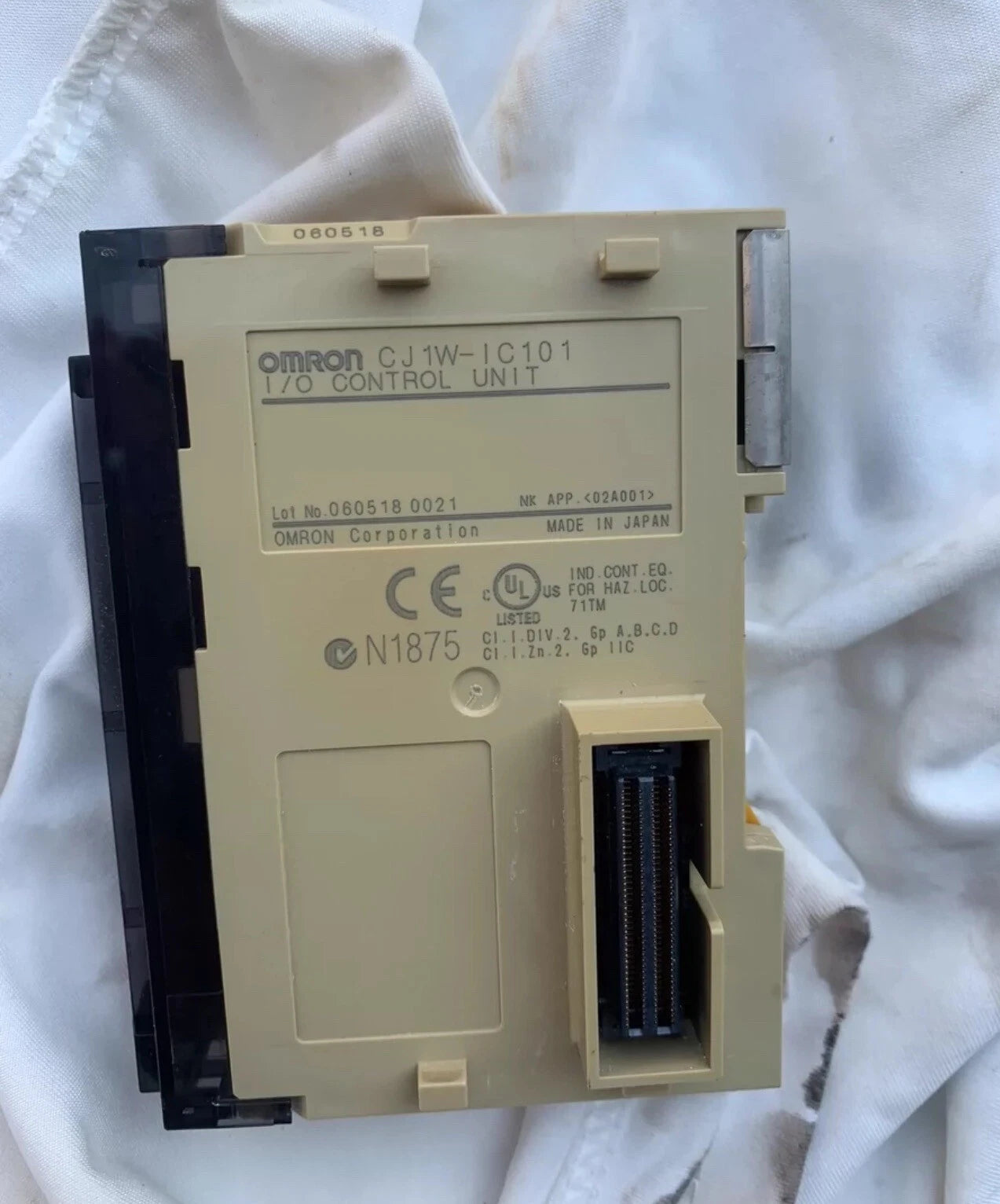 CJ1W-IC101 PLC Input Unit with 32 Points