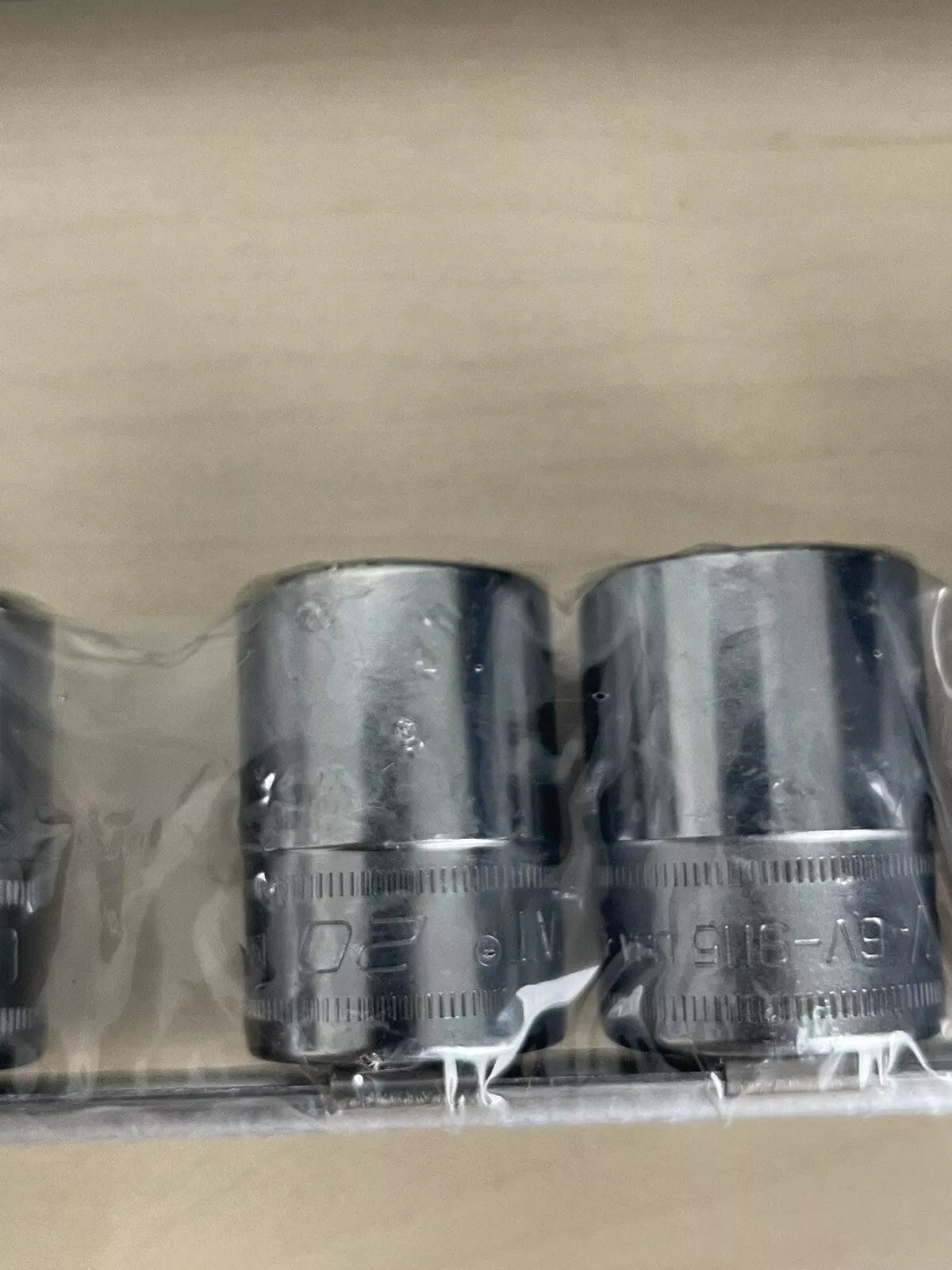 CAT/Snap-On Metric 13 Piece Socket Set - New