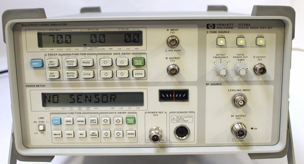 HP/ Agilent 11758A Digital Radio Test Set Option 011, H01 w/ Case & Manual