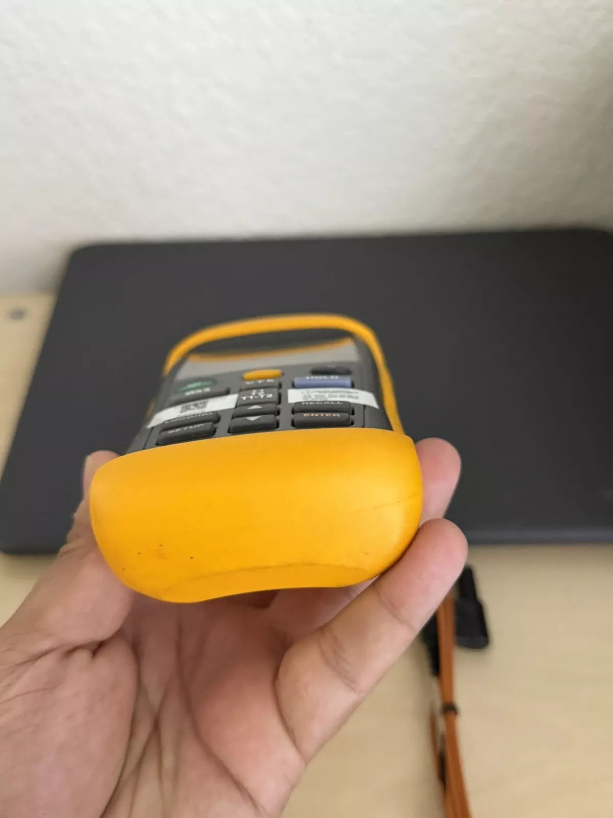 Fluke 54 II Digital Thermometer with Probe